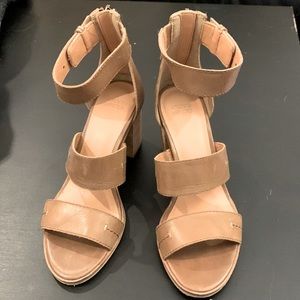 Frye and Co. brown leather strappy block heels